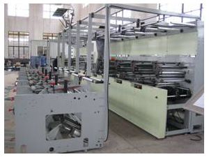 Подборочная машина с функцией печати с рулона в непрерывный формуляр